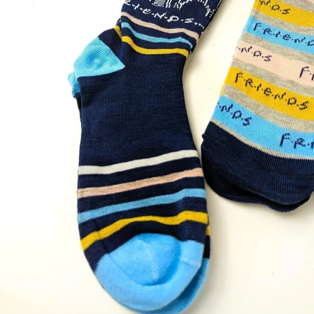 NEW Friends Blue/Gray Women's Sock Set - 4 Pairs